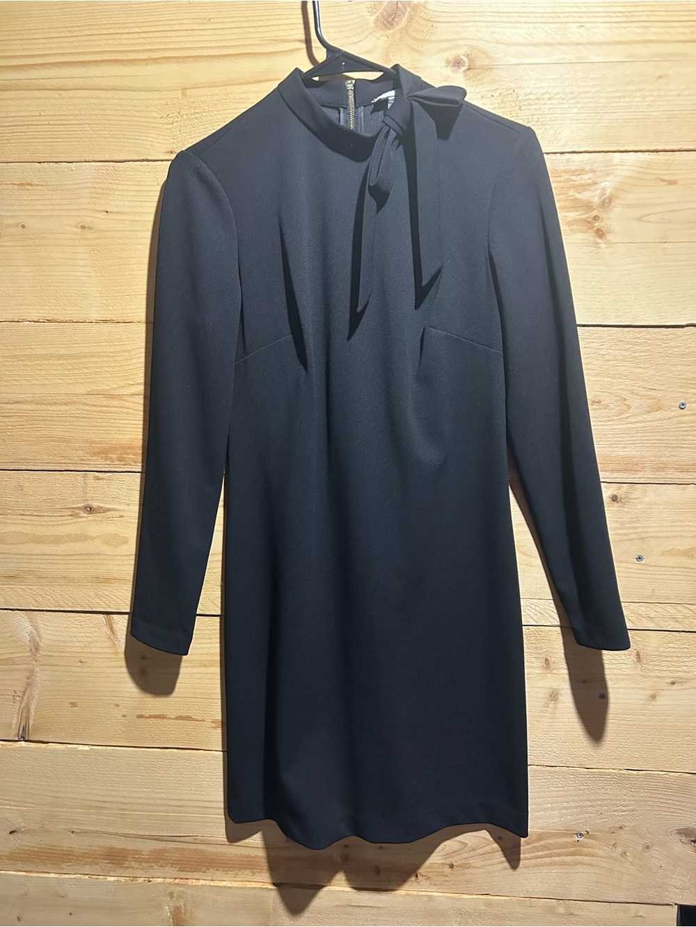 Calvin Klein Black Long-Sleeve Tie-Neck Shift Dress